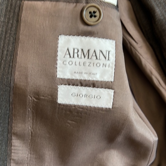 Armani suit - Picture 2 of 5